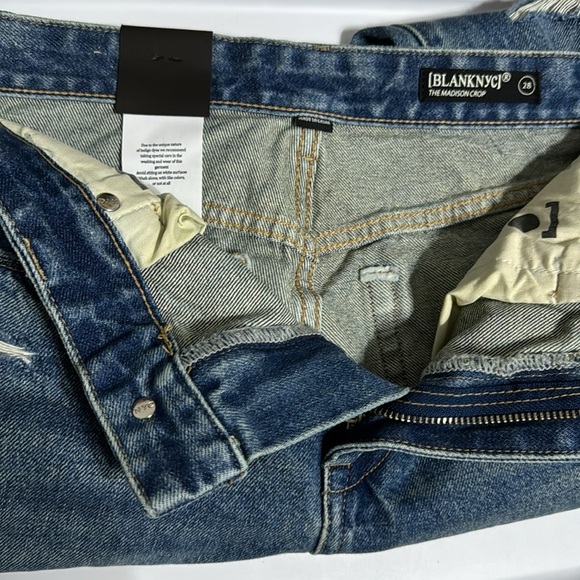 NWT BLANK NYC THE MADISON CROP GOOD VIBRATIONS DISTRESSED MOM JEANS SIZE 28 - Picture 7 of 7